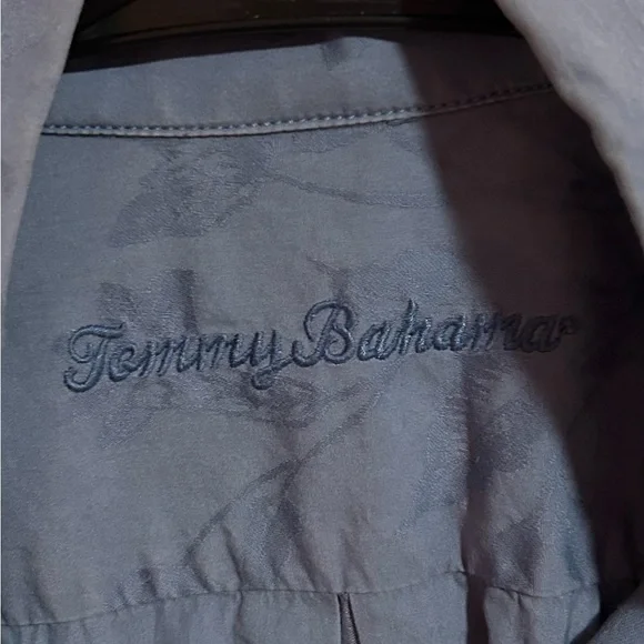 Vintage Tommy Bahama Blue Floral Silk Blend Button Down Shirt - Picture 2 of 7